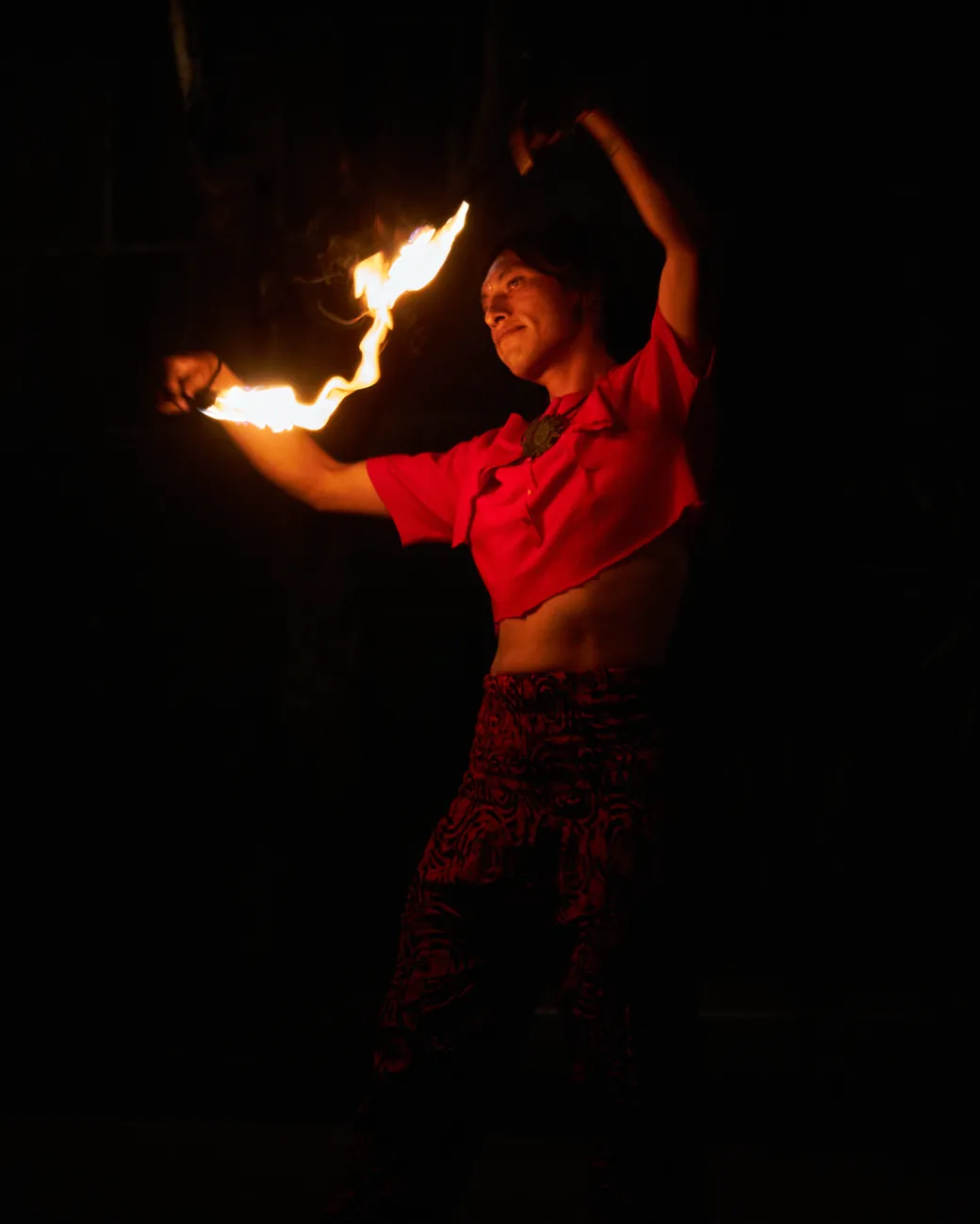 Danza con fuego — Bailarina de fuego