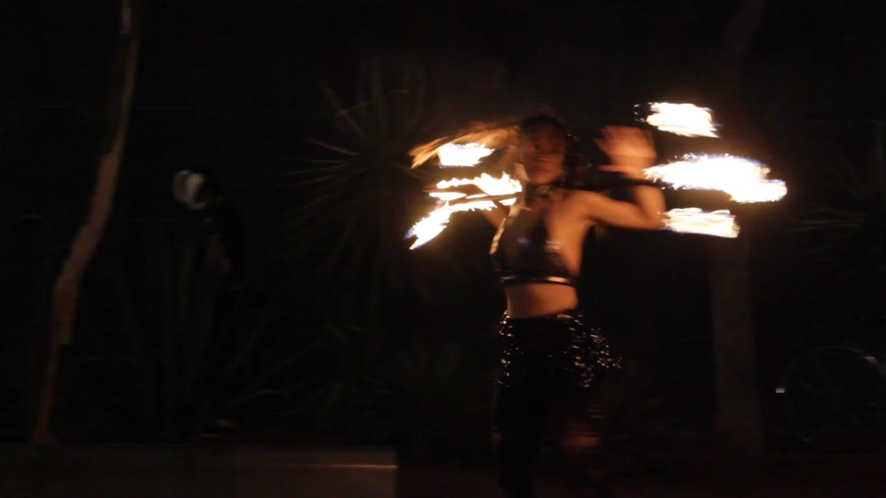 Nochecita on Fire — Evento · fuego